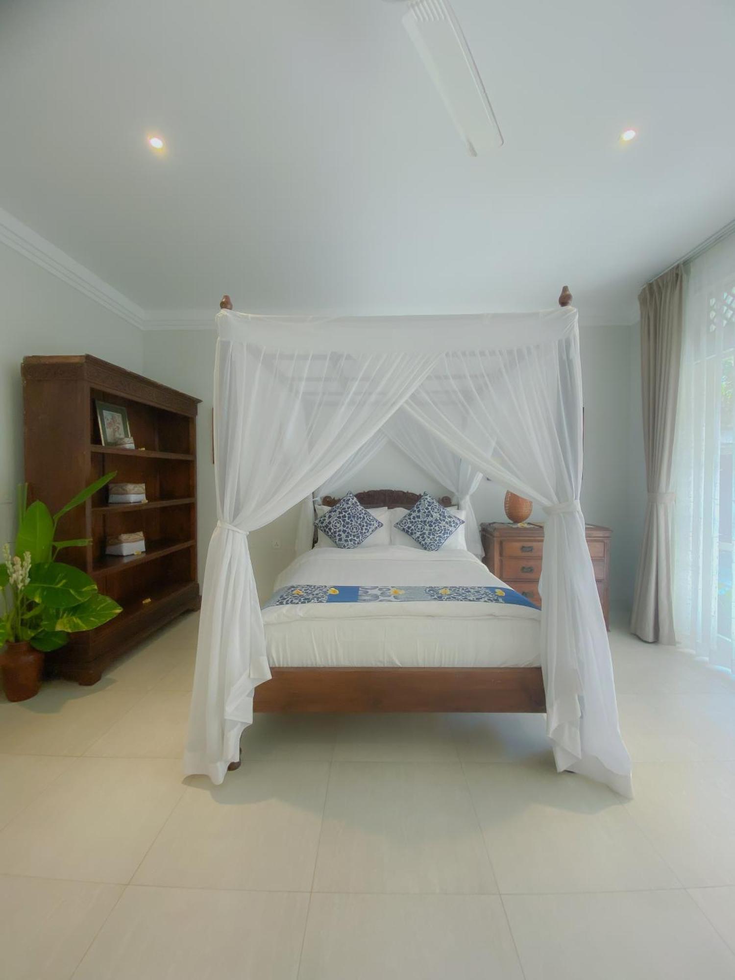 Raaga Samudra Villa Padang Bai Exterior foto